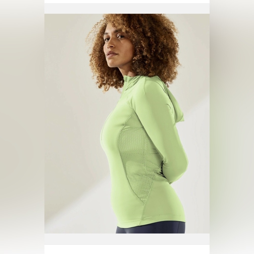 Athleta Pacifica II Hybrid Half Zip, Alluring Yellow SIZE L EUC